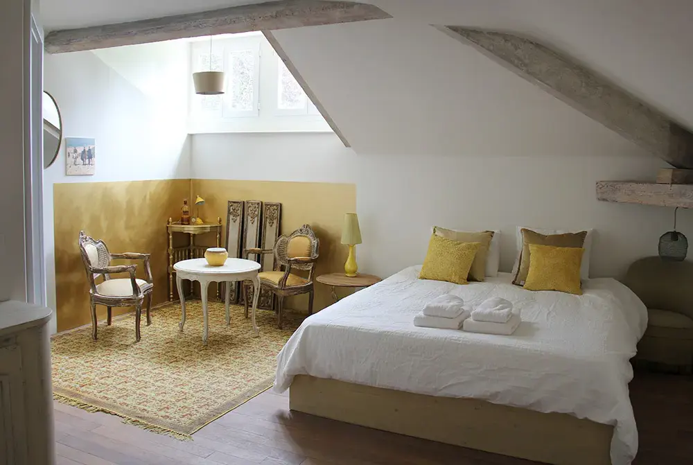 G&auml;stezimmer im Retreat-Gutshaus in Frankreich